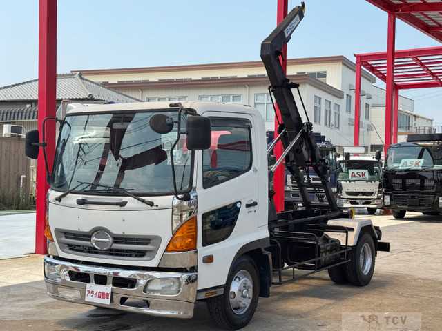 2005 Hino Hino Others