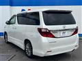 2013 Toyota Alphard