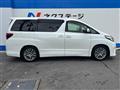 2013 Toyota Alphard