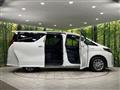 2019 Toyota Alphard Hybrid
