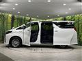 2019 Toyota Alphard Hybrid