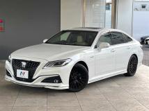 2018 Toyota Crown Hybrid