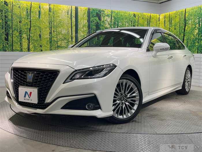 2020 Toyota Crown Hybrid