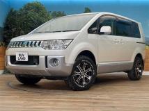 2016 Mitsubishi Delica D5