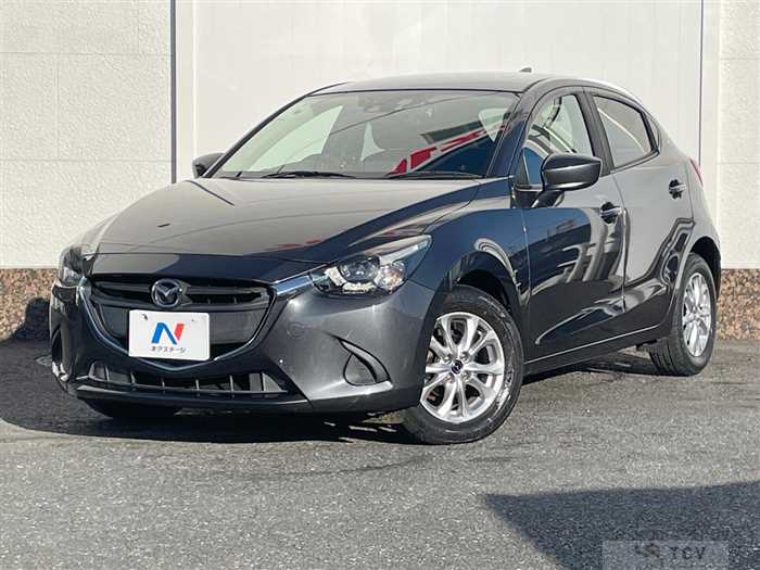 2016 Mazda Demio