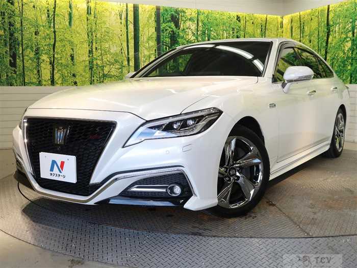 2020 Toyota Crown Hybrid