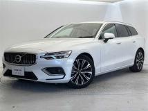 2022 Volvo V60