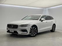 2022 Volvo V60