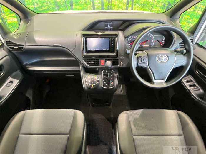 2014 Toyota Voxy