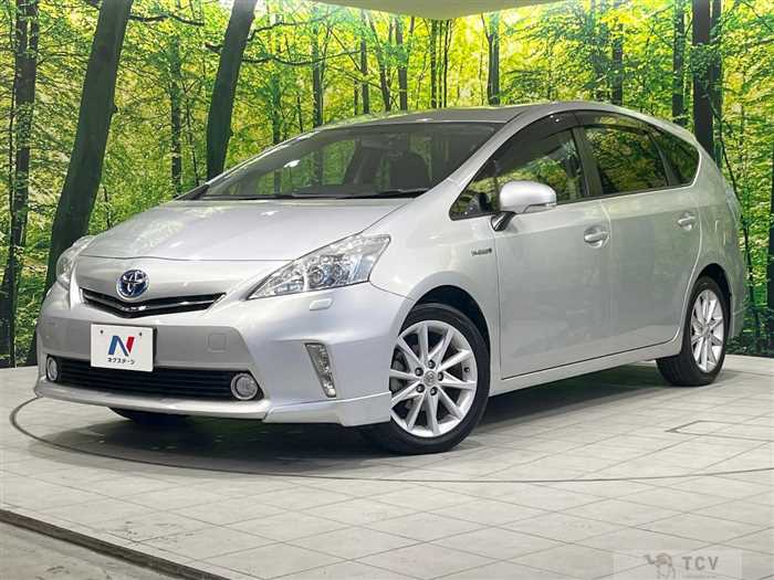 2012 Toyota PRIUS α