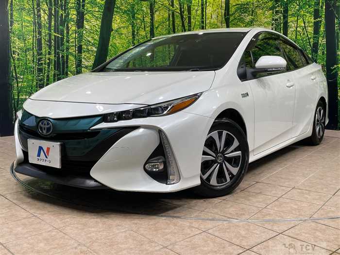 2017 Toyota Prius PHV