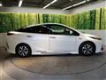 2017 Toyota Prius PHV