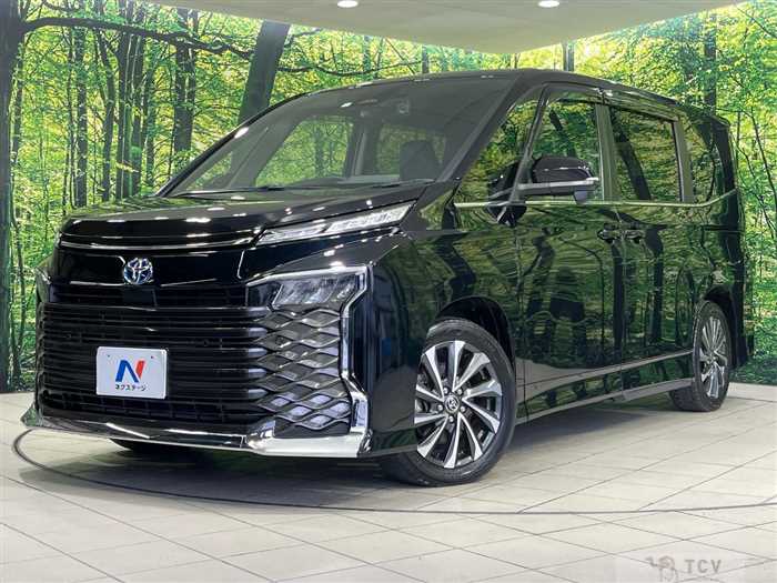 2023 Toyota Voxy