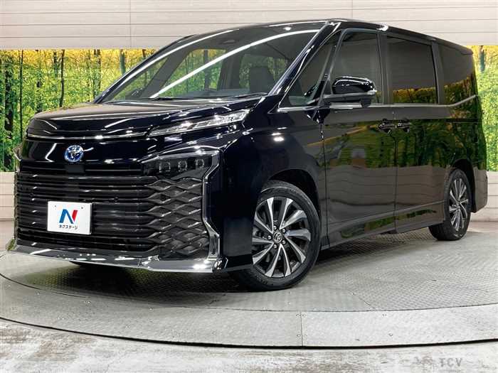 2025 Toyota Voxy