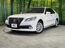 2013 Toyota Crown