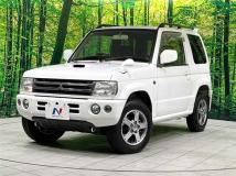 2006 Mitsubishi Pajero Mini