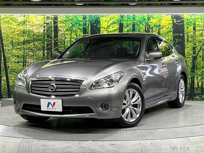 2014 Nissan FUGA HYBRID