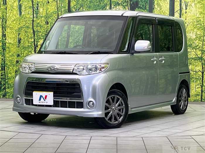 2011 Daihatsu Tanto