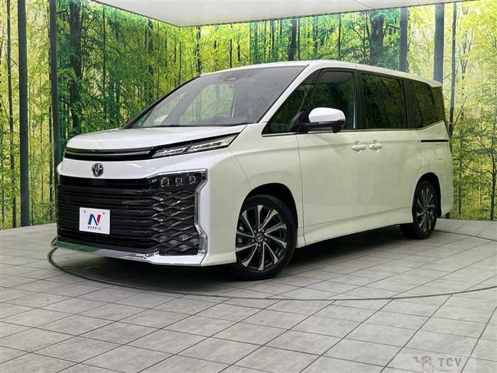 2025 Toyota Voxy