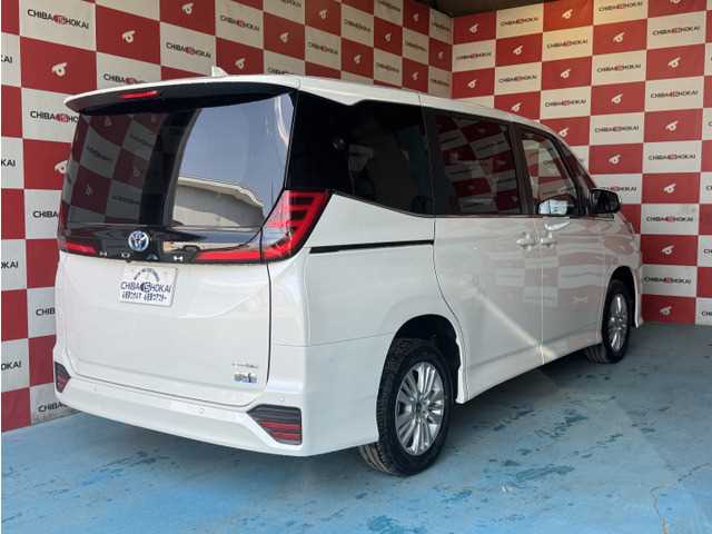 Toyota Noah 2025 — фото 8 купить в Москве