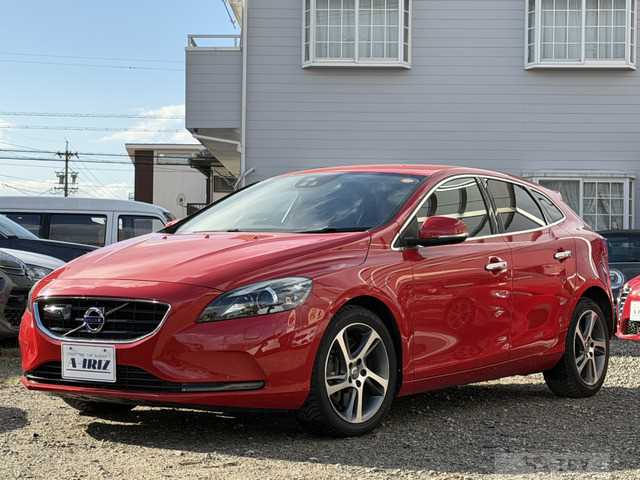 2016 Volvo V40