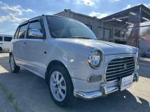 2002 Daihatsu Miragino