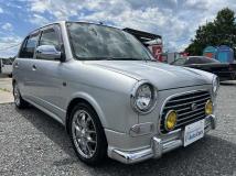 2001 Daihatsu Miragino