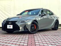 2023 Lexus IS