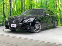 2013 Toyota Crown Hybrid