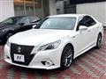 2013 Toyota Crown Hybrid
