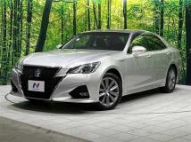 2016 Toyota Crown Hybrid