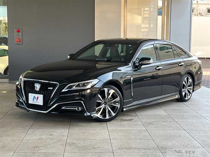 2018 Toyota Crown Hybrid
