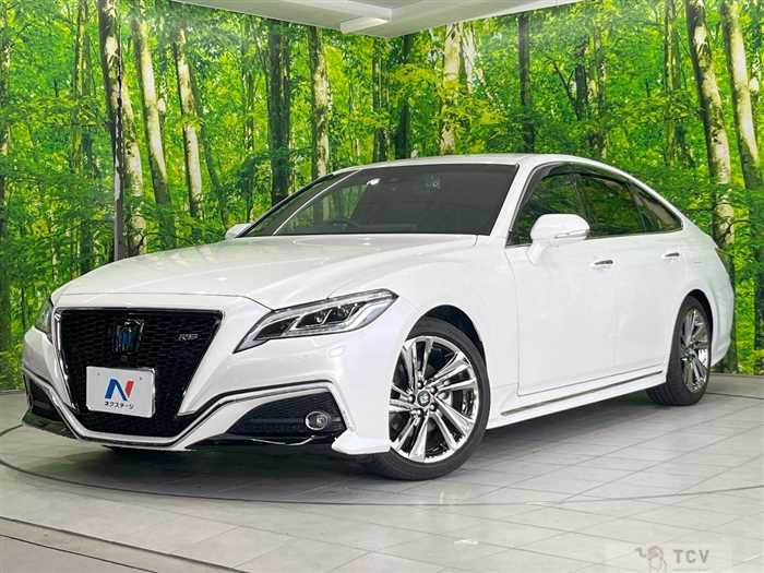 2020 Toyota Crown Hybrid