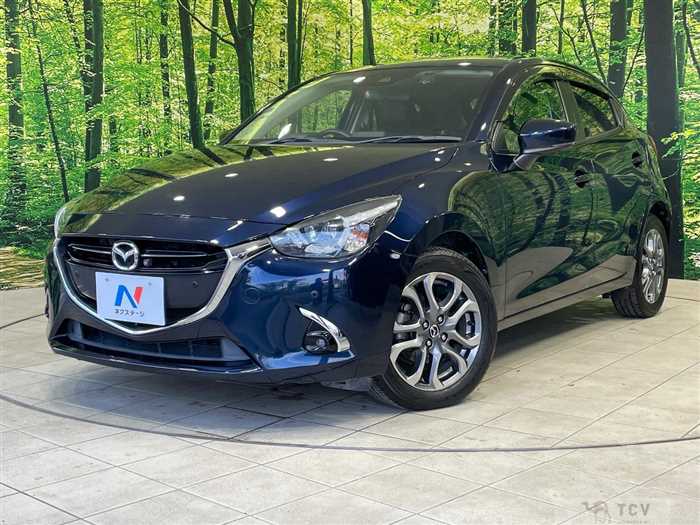 2018 Mazda Demio