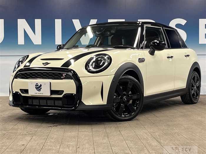 2022 U.K. Others U.K. Others