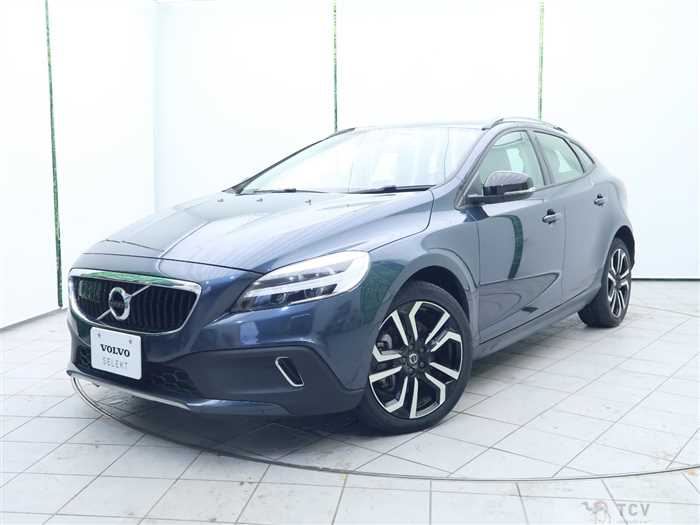2020 Volvo V40