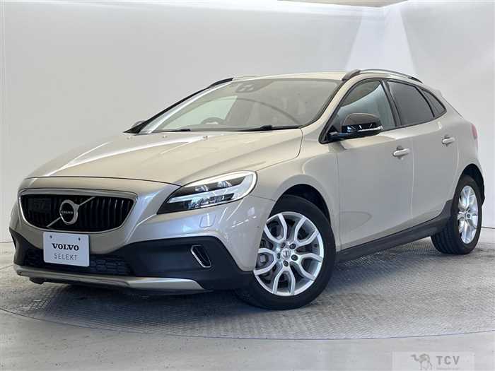 2017 Volvo V40