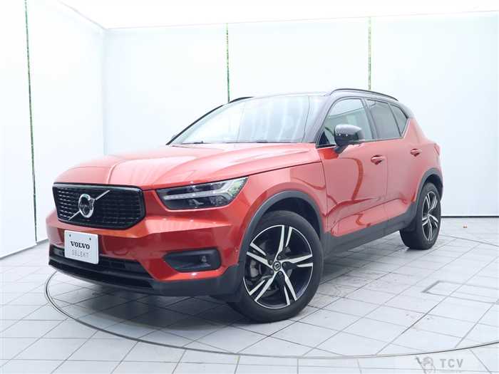 2022 Volvo XC40