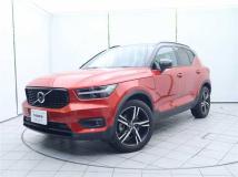 2022 Volvo XC40