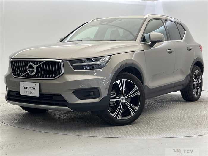 2021 Volvo XC40