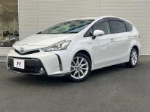 2016 Toyota PRIUS α