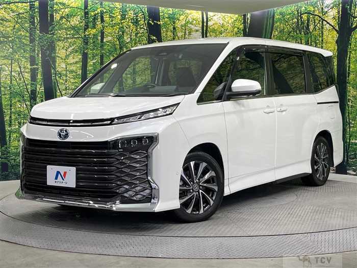 2023 Toyota Voxy