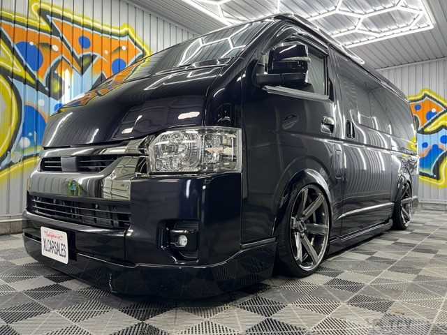 2022 Toyota Hiace Van