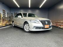 2013 Toyota Crown
