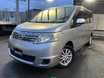 2010 Nissan Serena