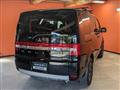 2018 Mitsubishi Delica D5
