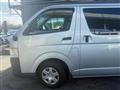 2006 Toyota Hiace Van