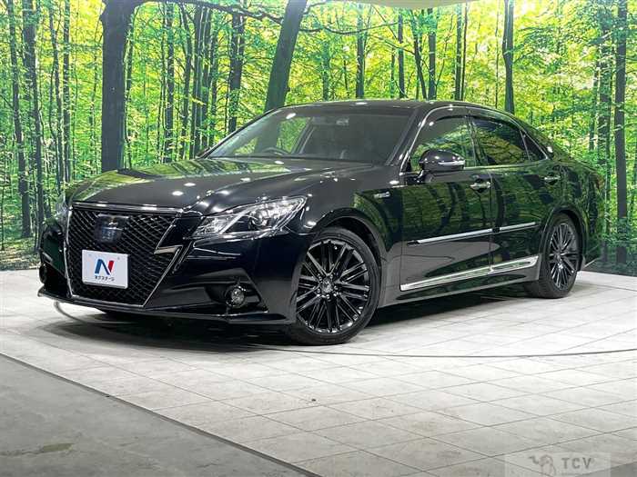 2015 Toyota Crown Hybrid