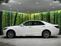 2014 Toyota Crown Hybrid