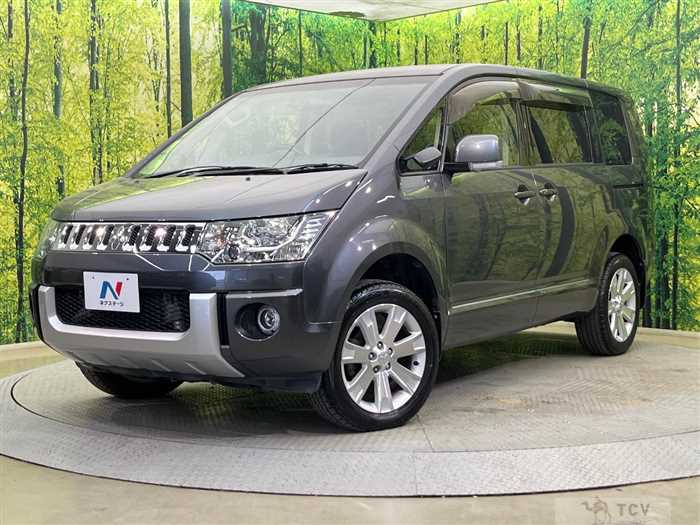 2016 Mitsubishi Delica D5